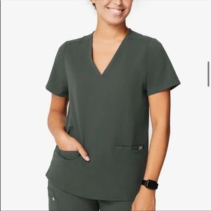 FIGS MOSS LIMITED EDITION Casma 3 pocket scrub shirt (XS)